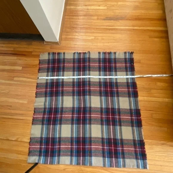 OLIVE and pique scarf large plaid acrylic 79”x 27” cream red green blue white - Picture 3 of 12